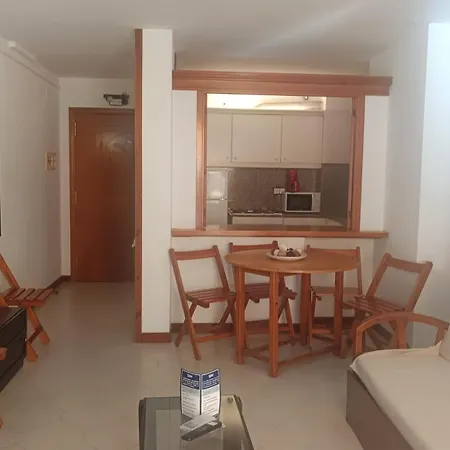 Rentalmar Novelty Families Only Apartment
